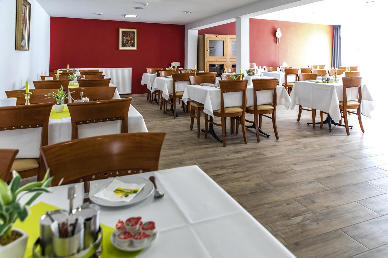 Hotel Jaegerhaus In Singen Am Hohentwiel Ngoại thất bức ảnh